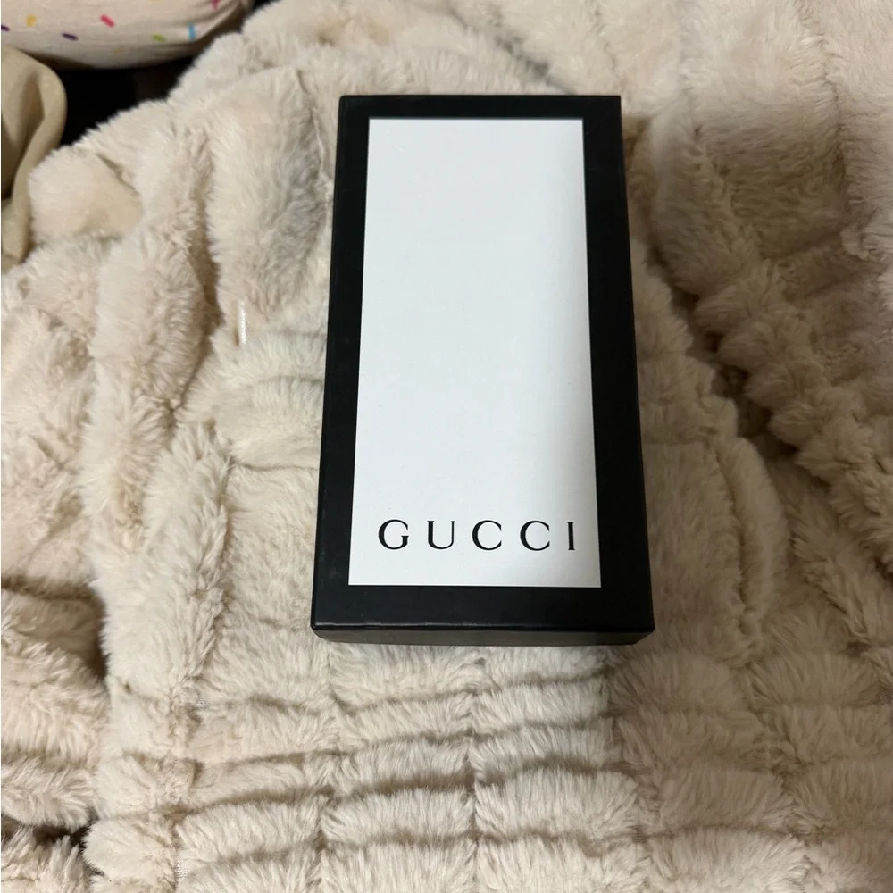 Black and White Box